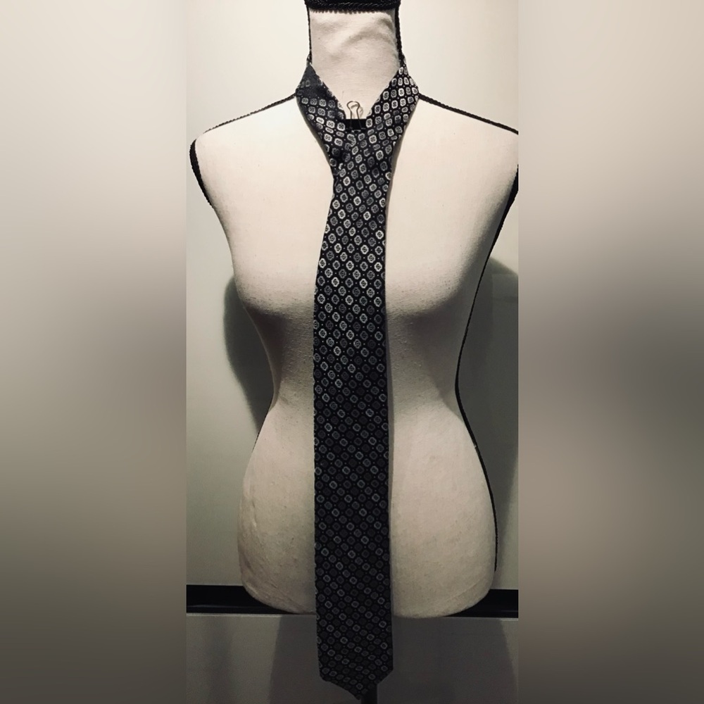 Robert Talbott Black and Silver Geometric Tie